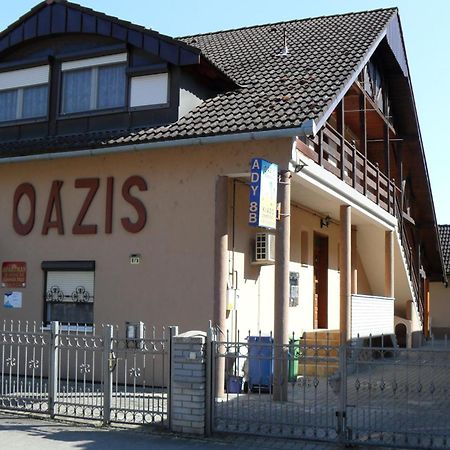 Oazis Apartman Harkány Eksteriør bilde