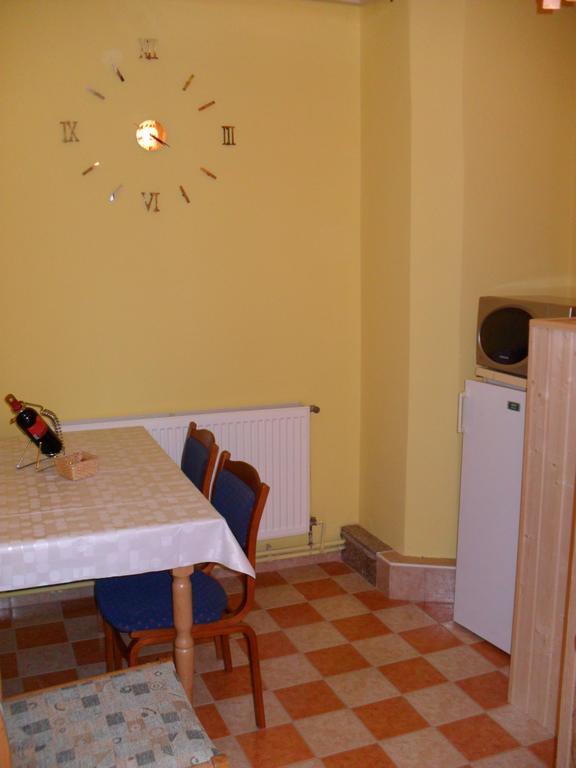 Oazis Apartman Harkány Eksteriør bilde
