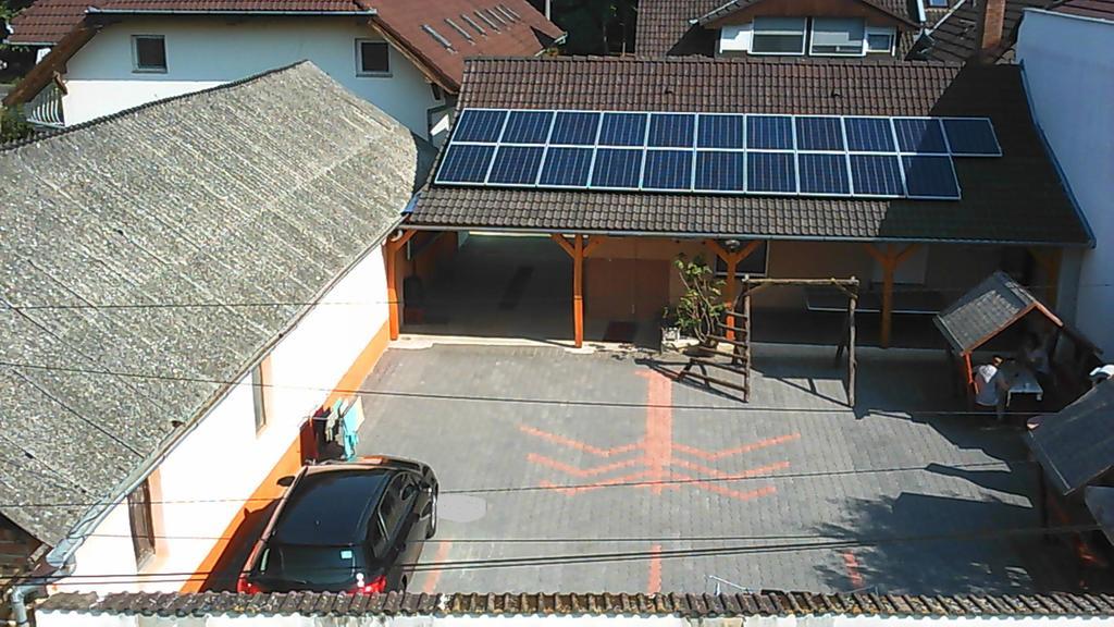 Oazis Apartman Harkány Eksteriør bilde